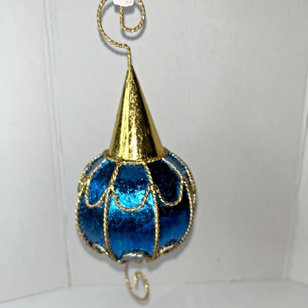 2-Department‎ 56 lantern-style Large Ornament Gold Filigree Scroll Blue/Green